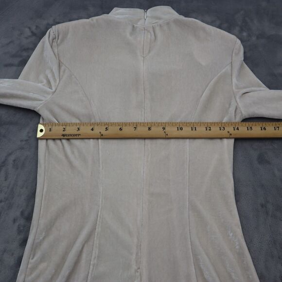 Rehab Shorts Women Small Beige Casual Romper Long Sleeve Velour One Piece Outfit - Picture 4 of 16